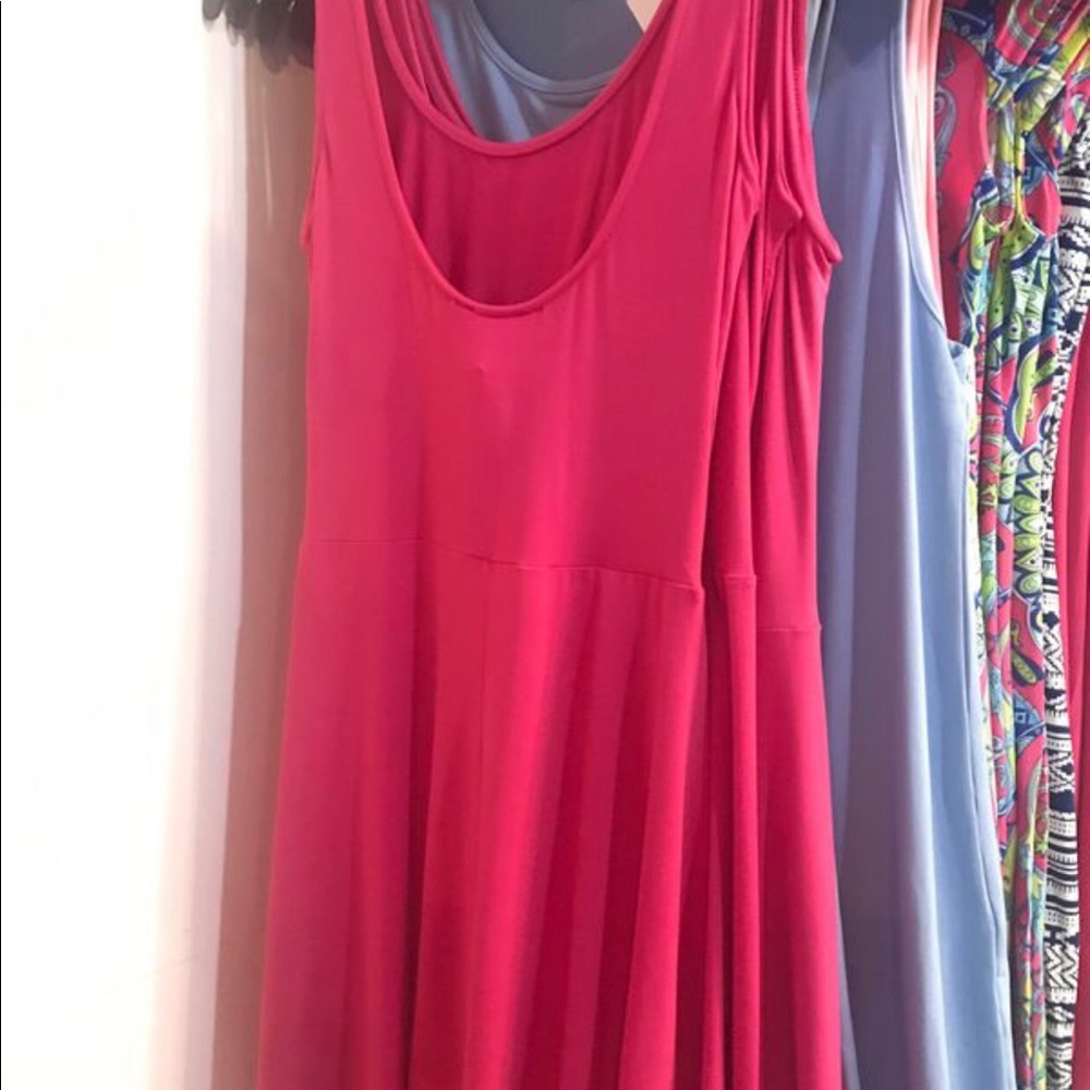 Form sitting Sundresses - Picture 7 of 8
